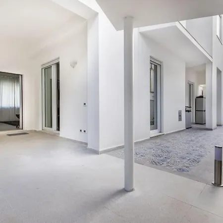 Maia Villa Palermo